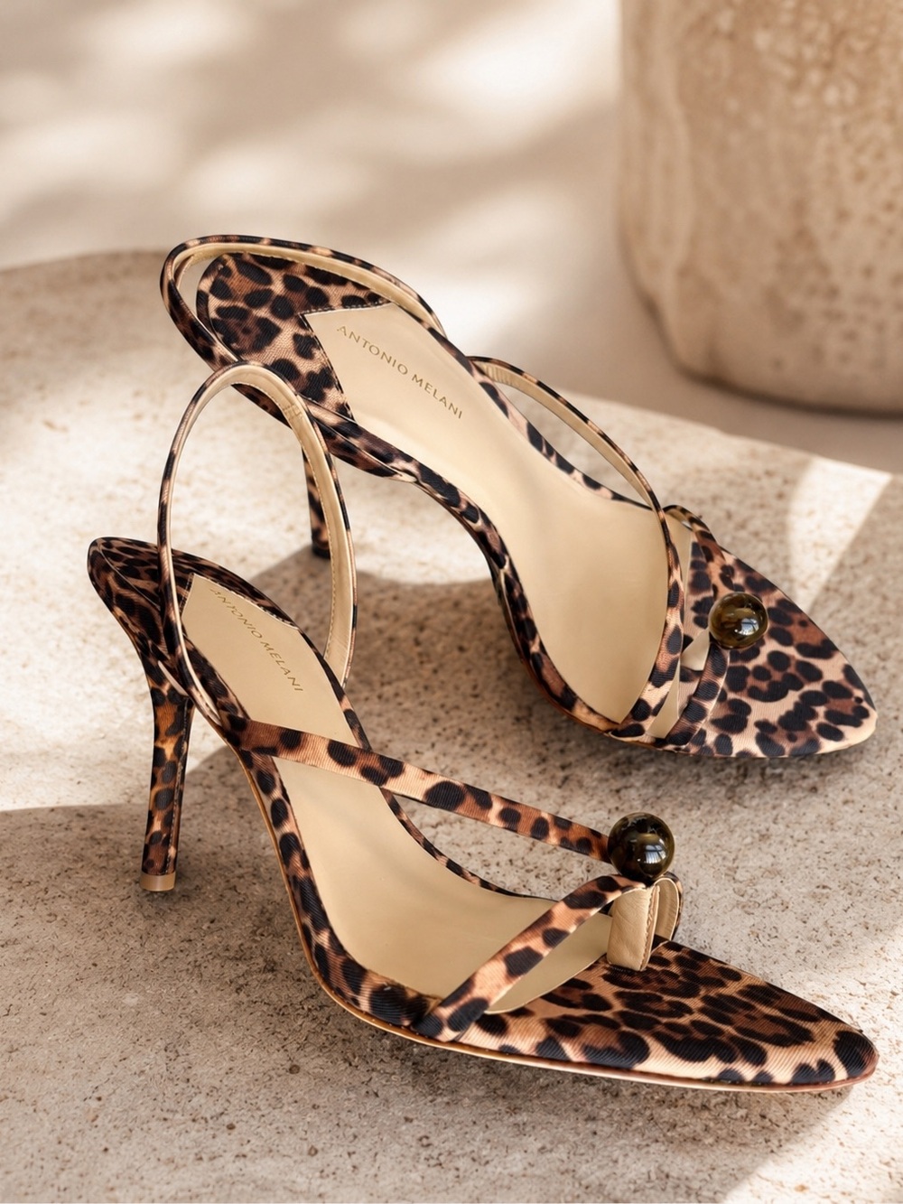Antonio Melani Ames Leopard Grosgrain Ornamented Toe Thong Sandals 8.5 NWOB
